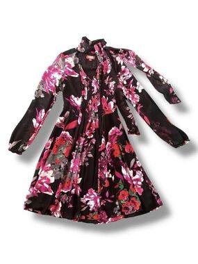 Tie Neck Pleated Floral Print Midi Dress